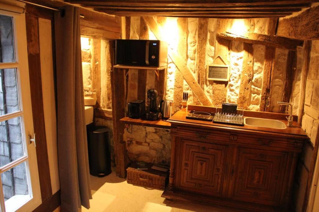 Cosy Studio Place Sainte Catherine Honfleur Exteriör bild