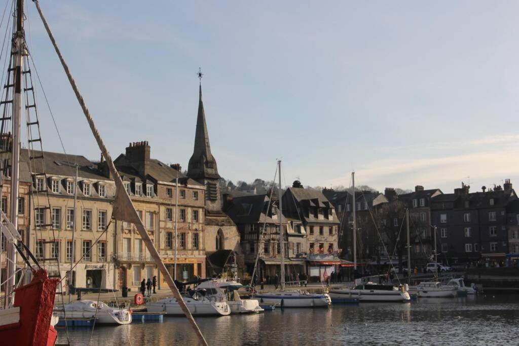 Cosy Studio Place Sainte Catherine Honfleur Exteriör bild