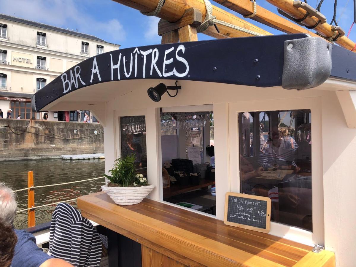 Cosy Studio Place Sainte Catherine Honfleur Exteriör bild